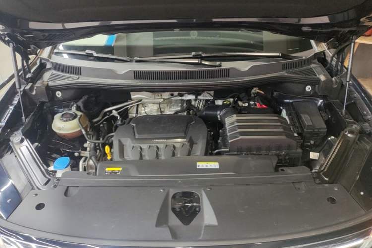 Used Volkswagen Talagon 2022 380TSI All-Wheel-Drive Luxury Prestige Pro 7-Seater Engine Bay