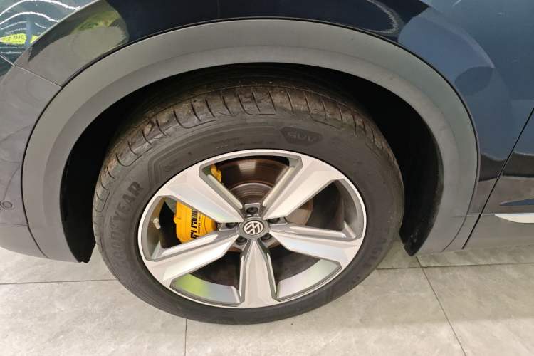 Used Volkswagen Talagon 2022 380TSI All-Wheel-Drive Luxury Prestige Pro 7-Seater Exterior 4