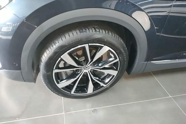 Used Volkswagen Talagon 2022 530TSI Four-Wheel Drive Flagship Shengjing Edition Pro 6-Seater Exterior 4
