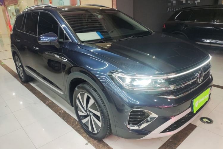 Used Volkswagen Talagon 2022 380TSI All-Wheel-Drive Luxury Prestige Pro 7-Seater Front Right 45 Deg