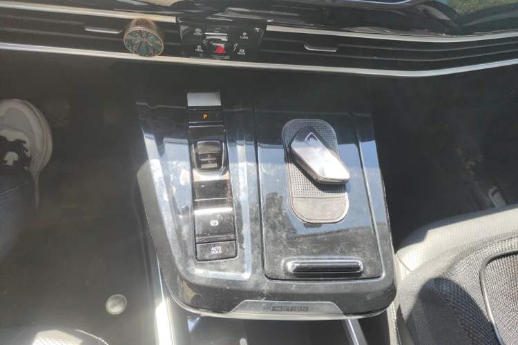 Used Volkswagen Talagon 2022 380TSI Four-Wheel Drive Luxury "Jiajing" Edition Pro 6 Seats Gear Lever