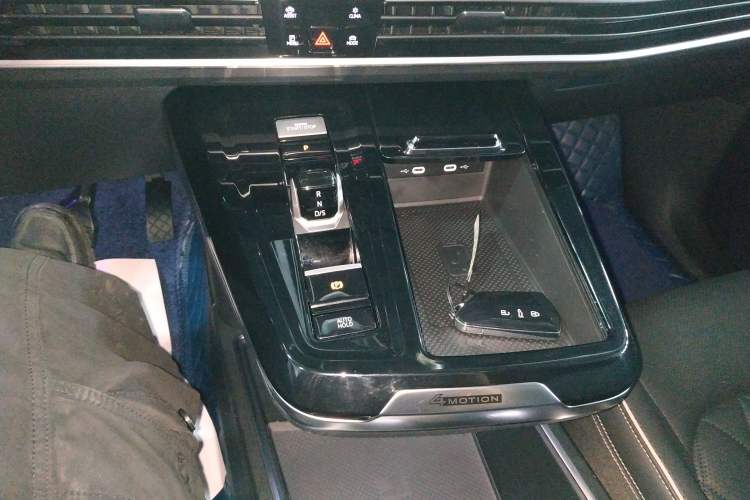 Used Volkswagen Talagon 2022 530TSI Four-Wheel Drive Flagship Shengjing Edition Pro 6-Seater Gear Lever