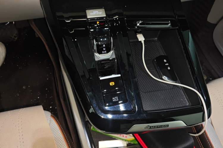 Used Volkswagen Talagon 2022 530TSI Four-Wheel Drive Flagship Shengjing Edition Pro 7-Seater Gear Lever