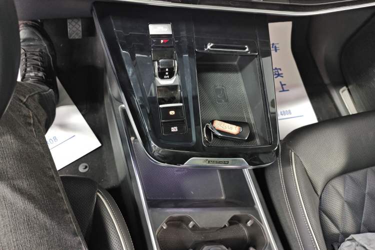 Used Volkswagen Talagon 2022 530TSI Four-Wheel Drive Flagship Shengjing Edition Pro 6-Seater Gear Lever