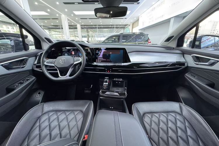 Used Volkswagen Talagon 2022 530TSI Four-Wheel Drive Flagship Shengjing Edition Pro 7-Seater Interior 1