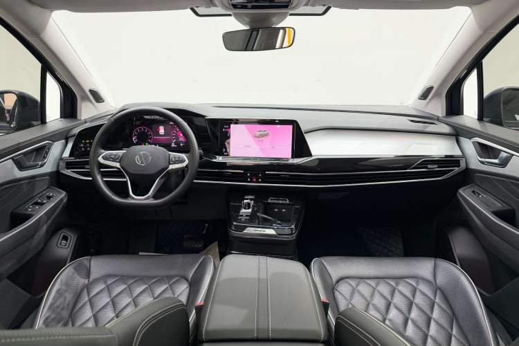 Used Volkswagen Talagon 2022 530TSI Four-Wheel Drive Flagship Shengjing Edition Pro 6-Seater Interior 2