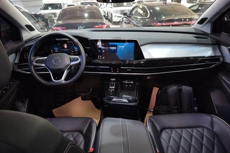 Used Volkswagen Talagon 2022 530TSI Four-Wheel Drive Flagship Shengjing Edition Pro 6-Seater Interior 2