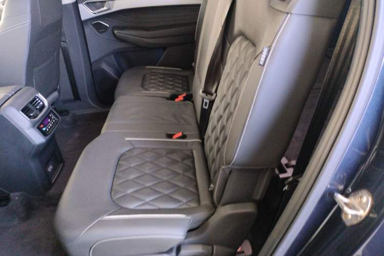 Used Volkswagen Talagon 2022 530TSI Four-Wheel Drive Flagship Shengjing Edition Pro 7-Seater Interior 4