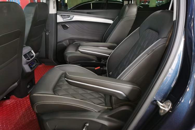 Used Volkswagen Talagon 2022 380TSI Four-Wheel Drive Flagship Shengjing Edition 6 Seats Interior 4