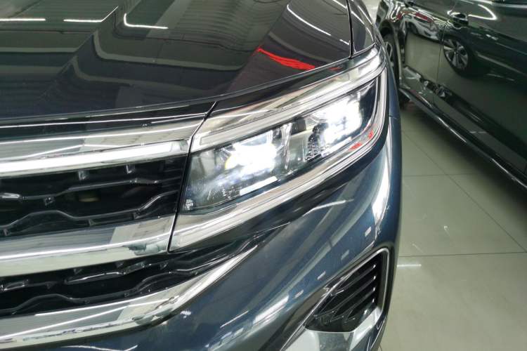 Used Volkswagen Talagon 2022 380TSI Four-Wheel Drive Flagship Shengjing Edition 6 Seats Left Front Headlight