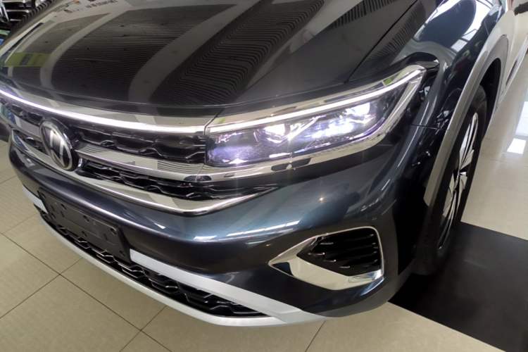 Used Volkswagen Talagon 2022 380TSI Four-Wheel Drive Luxury "Jiajing" Edition Pro 6 Seats Left Front Headlight