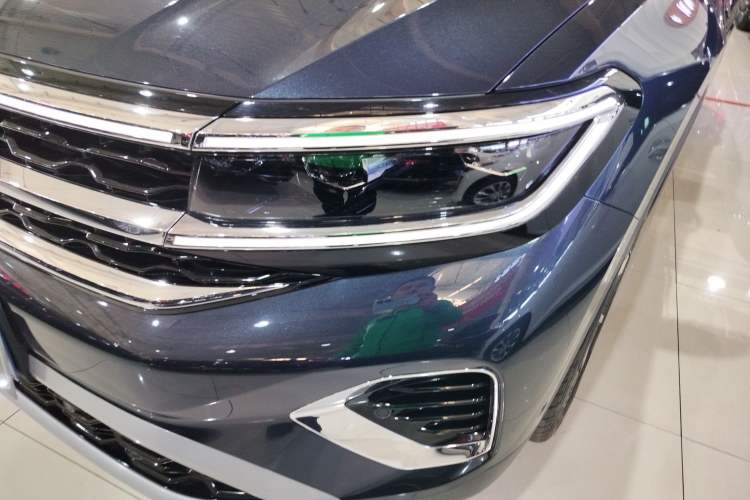 Used Volkswagen Talagon 2022 530TSI Four-Wheel Drive Flagship Shengjing Edition Pro 6-Seater Left Front Headlight