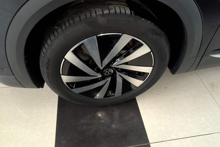 Used Volkswagen Talagon 2022 380TSI Four-Wheel Drive Luxury "Jiajing" Edition Pro 6 Seats Left Front Wheel Hub