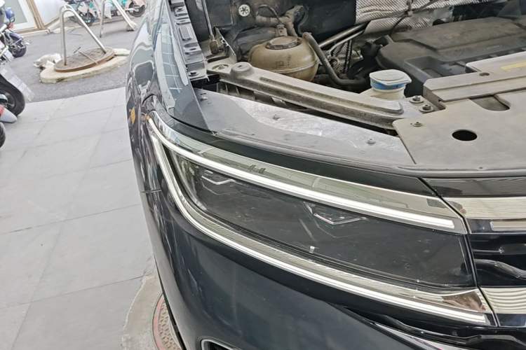 Used Volkswagen Talagon 2022 380TSI Four-Wheel Drive Flagship Shengjing Edition 7 Seats Right Front Headlight