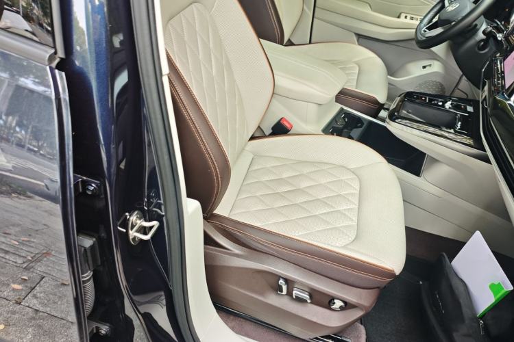 Used Volkswagen Talagon 2022 380TSI Four-Wheel Drive Flagship Shengjing Edition 6 Seats Right Front Seat