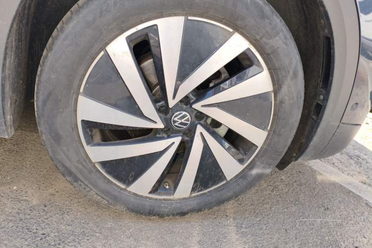 Used Volkswagen Talagon 2022 380TSI Four-Wheel Drive Luxury "Jiajing" Edition Pro 6 Seats Right Front Wheel Hub