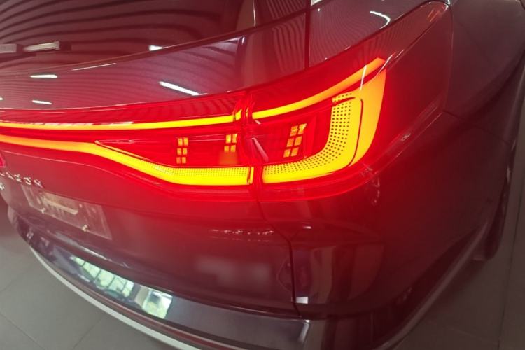 Used Volkswagen Talagon 2022 530TSI Four-Wheel Drive Flagship Shengjing Edition Pro 7-Seater Right Rear Taillight