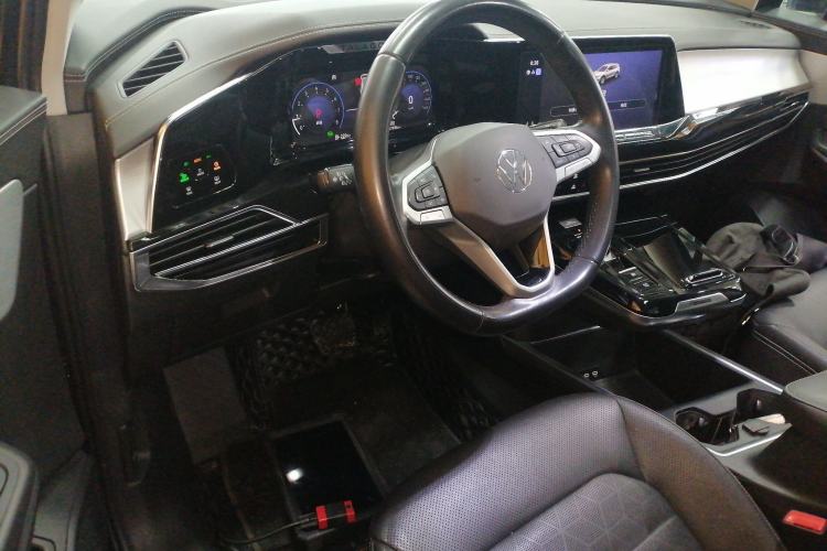 Used Volkswagen Talagon 2022 380TSI All-Wheel-Drive Luxury Prestige Pro 7-Seater Steering Wheel