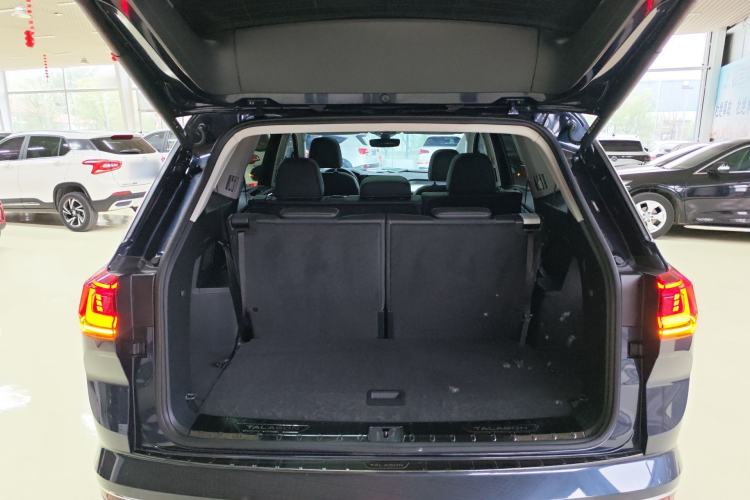 Used Volkswagen Talagon 2022 380TSI 4x4 R-Line Teramont 7-Seater Trunk