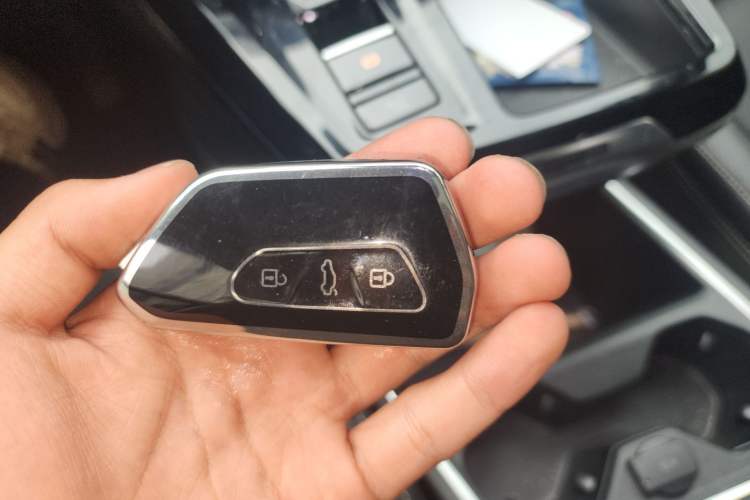 Used Volkswagen Talagon 2022 380TSI Four-Wheel Drive Luxury "Jiajing" Edition Pro 6 Seats Vehicle Key