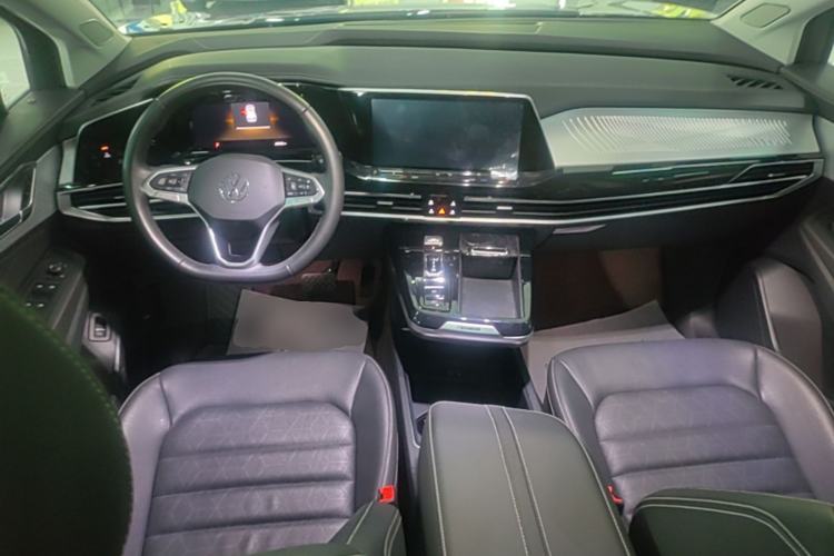 Used Volkswagen Talagon 2022 380TSI All-Wheel-Drive Luxury Prestige Pro 7-Seater Center Console