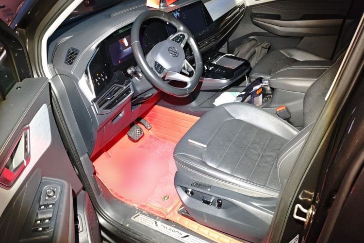 Used Volkswagen Talagon 2022 380TSI Four-Wheel Drive Luxury "Jiajing" Edition Pro 6 Seats Driver Seat