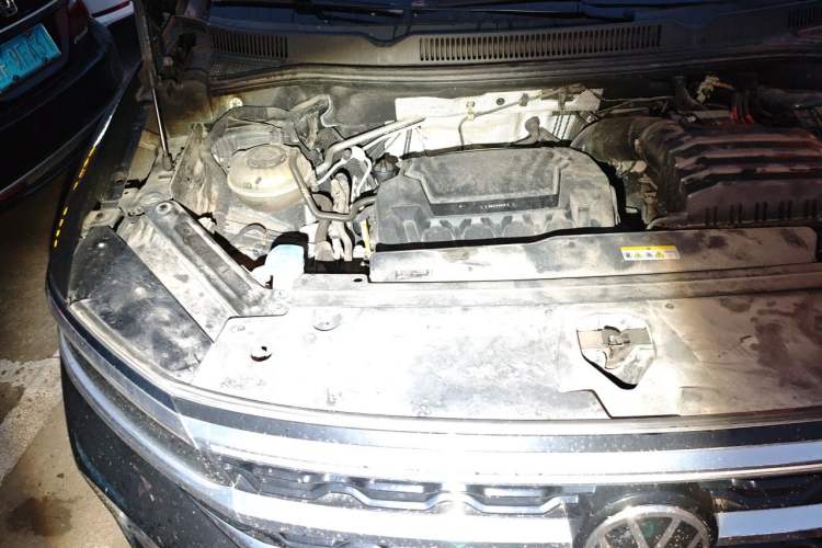 Used Volkswagen Talagon 2022 380TSI Four-Wheel Drive Luxury "Jiajing" Edition Pro 6 Seats Engine Bay Right