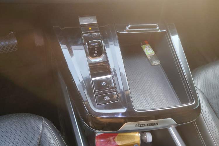 Used Volkswagen Talagon 2022 380TSI Four-Wheel Drive Luxury "Jiajing" Edition Pro 6 Seats Gear Lever
