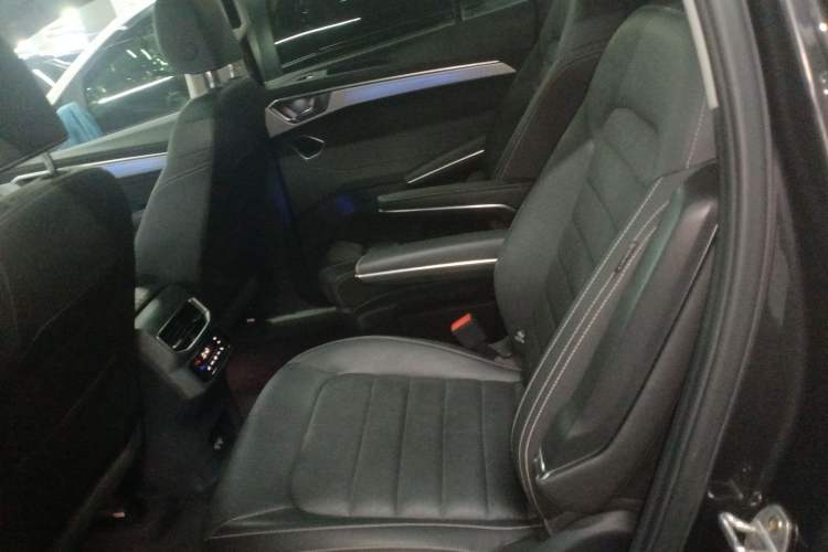 Used Volkswagen Talagon 2022 380TSI Four-Wheel Drive Luxury "Jiajing" Edition Pro 6 Seats Interior 4