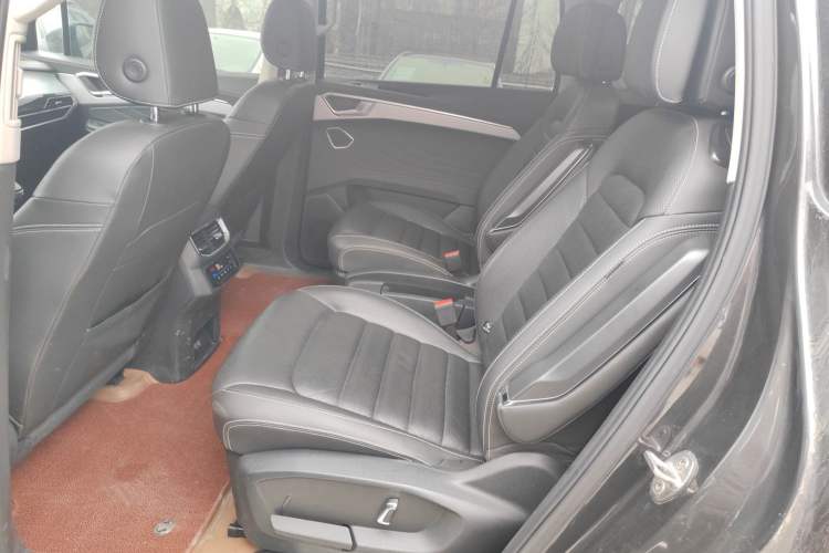Used Volkswagen Talagon 2022 380TSI Four-Wheel Drive Luxury "Jiajing" Edition Pro 6 Seats Left Rear Seat
