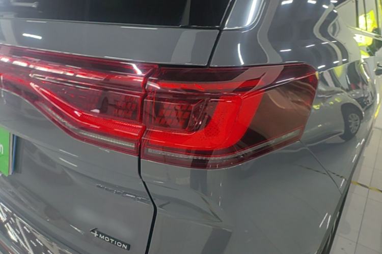 Used Volkswagen Talagon 2022 380TSI All-Wheel-Drive Luxury Prestige Pro 7-Seater Right Rear Taillight