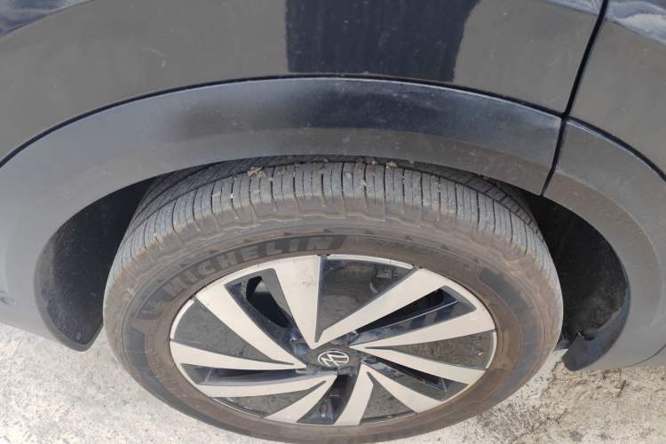 Used Volkswagen Talagon 2022 380TSI Four-Wheel Drive Luxury "Jiajing" Edition Pro 6 Seats Right Rear Wheel Hub