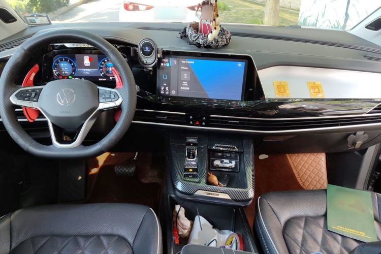 Used Volkswagen Talagon 2022 530TSI Four-Wheel Drive Flagship Shengjing Edition Pro 6-Seater Center Console