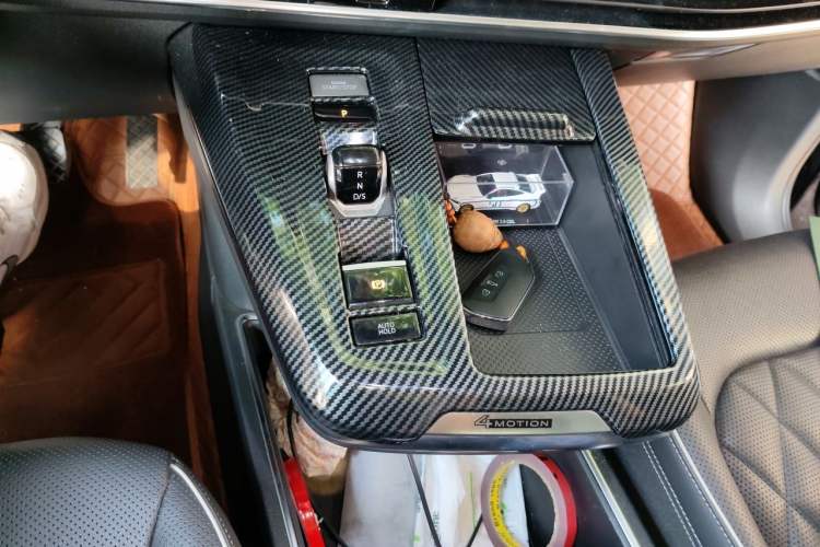 Used Volkswagen Talagon 2022 530TSI Four-Wheel Drive Flagship Shengjing Edition Pro 6-Seater Gear Lever