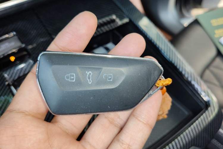 Used Volkswagen Talagon 2022 530TSI Four-Wheel Drive Flagship Shengjing Edition Pro 6-Seater Vehicle Key