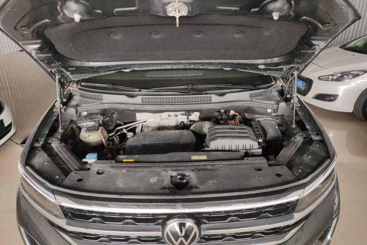 Used Volkswagen Talagon 2022 380TSI Four-Wheel Drive Luxury "Jiajing" Edition Pro 6 Seats Engine Bay