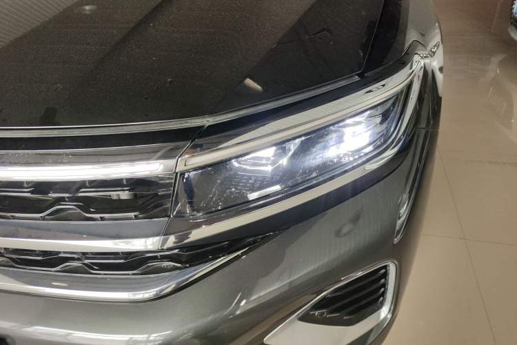 Used Volkswagen Talagon 2022 380TSI Four-Wheel Drive Luxury "Jiajing" Edition Pro 6 Seats Left Front Headlight