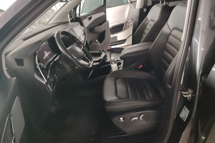 Used Volkswagen Talagon 2022 380TSI Four-Wheel Drive Luxury "Jiajing" Edition Pro 6 Seats Left Front Seat