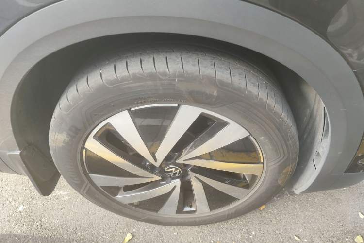 Used Volkswagen Talagon 2022 380TSI Four-Wheel Drive Luxury "Jiajing" Edition Pro 6 Seats Right Front Wheel Hub