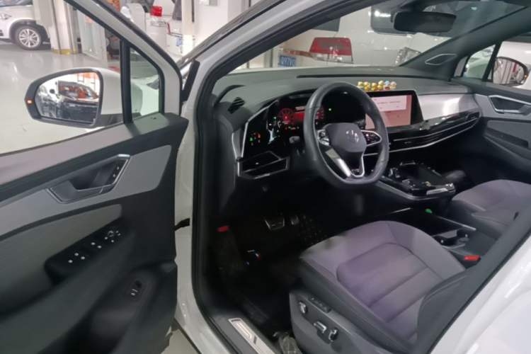 Used Volkswagen Talagon 2022 380TSI 4x4 R-Line Teramont 7-Seater Driver Seat