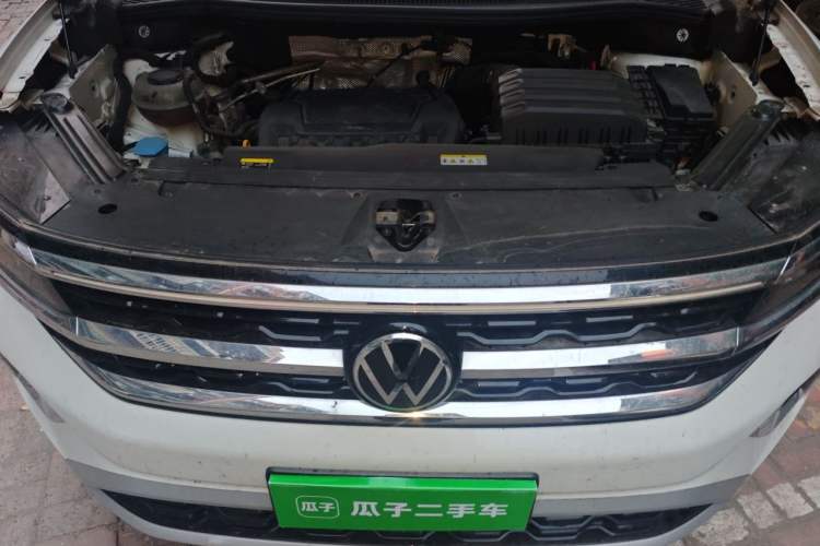 Used Volkswagen Talagon 2022 380TSI Four-Wheel Drive Luxury "Jiajing" Edition Pro 6 Seats Engine Bay