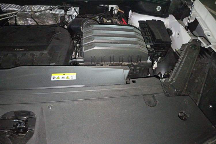 Used Volkswagen Talagon 2022 380TSI 4x4 R-Line Teramont 6-Seater Engine Bay Left