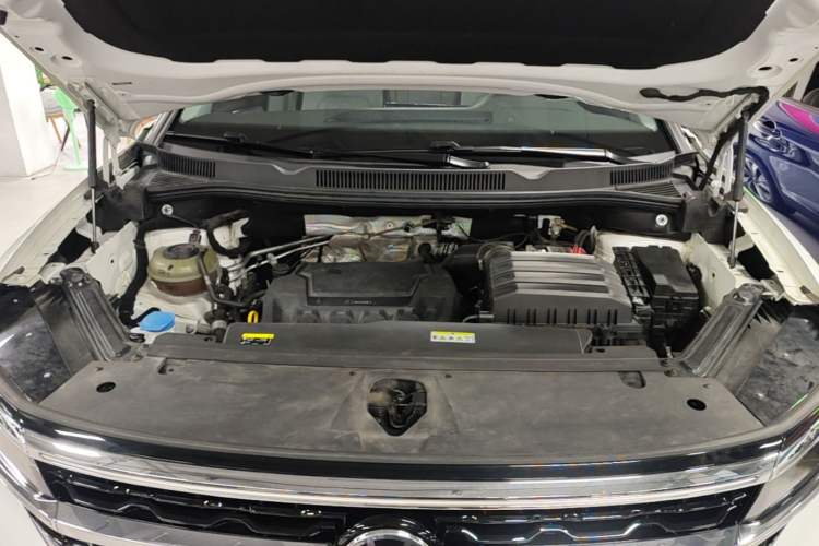Used Volkswagen Talagon 2022 380TSI Four-Wheel Drive Flagship Shengjing Edition 7 Seats Engine Bay