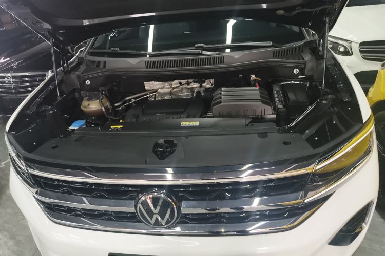 Used Volkswagen Talagon 2022 380TSI Four-Wheel Drive Flagship Shengjing Edition 6 Seats Engine Bay