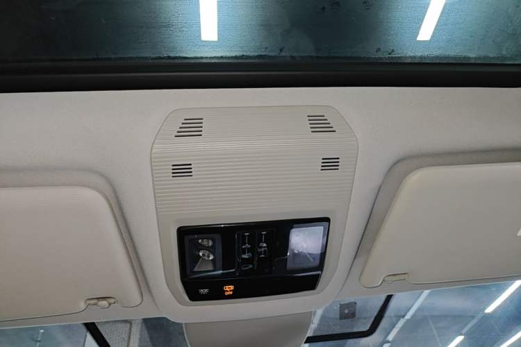 Used Volkswagen Talagon 2022 380TSI Four-Wheel Drive Flagship Shengjing Edition 6 Seats Headliner