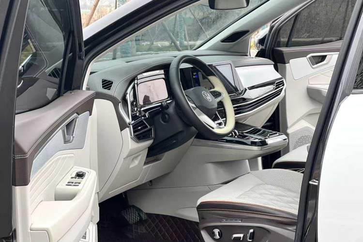 Used Volkswagen Talagon 2022 380TSI Four-Wheel Drive Flagship Shengjing Edition 6 Seats Interior 1