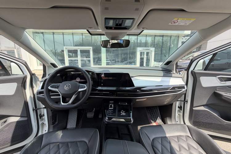 Used Volkswagen Talagon 2022 380TSI Four-Wheel Drive Flagship Shengjing Edition 7 Seats Interior 2