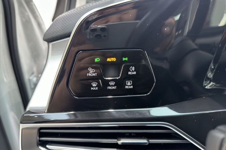 Used Volkswagen Talagon 2022 380TSI Four-Wheel Drive Flagship Shengjing Edition 7 Seats Interior 3