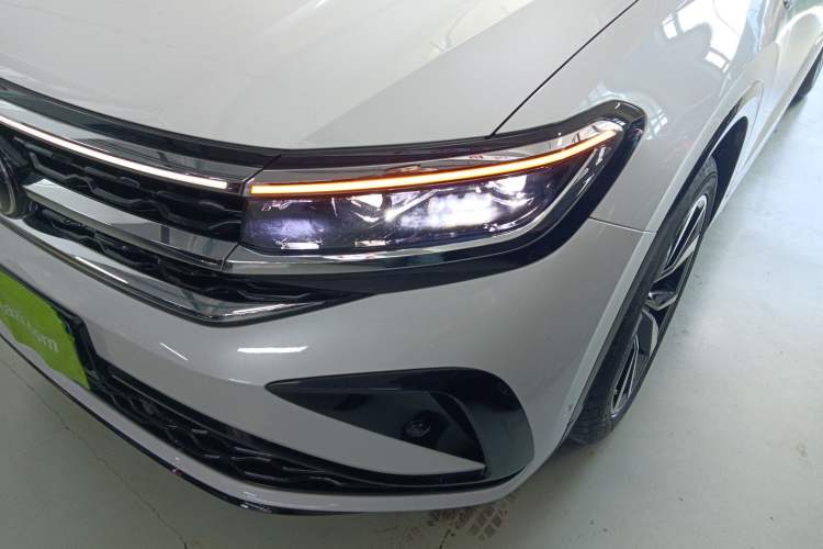 Used Volkswagen Talagon 2022 380TSI 4x4 R-Line Teramont 7-Seater Left Front Headlight