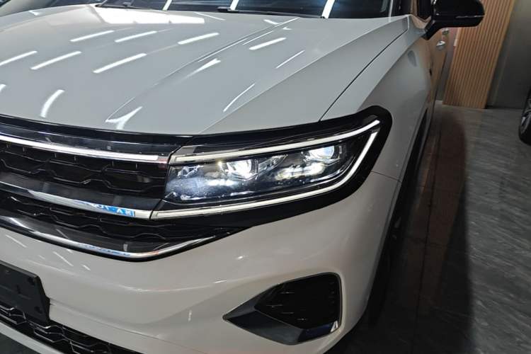 Used Volkswagen Talagon 2022 380TSI Four-Wheel Drive Flagship Shengjing Edition 6 Seats Left Front Headlight